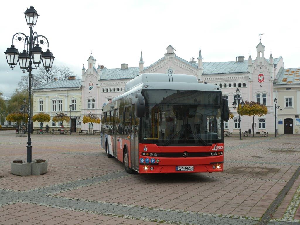 Informacja o kursach autobusów w okresie świątecznym.